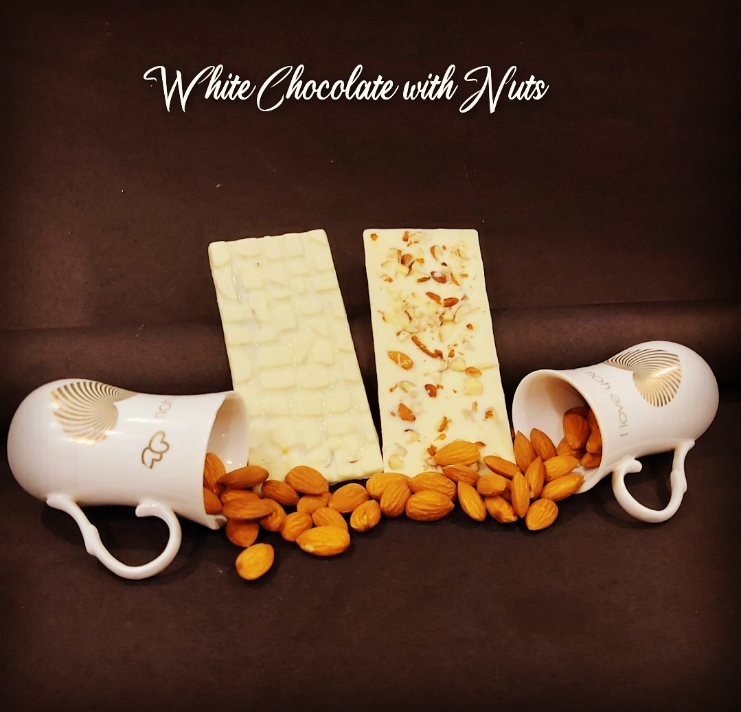 White Chocolate Bar With Nuts